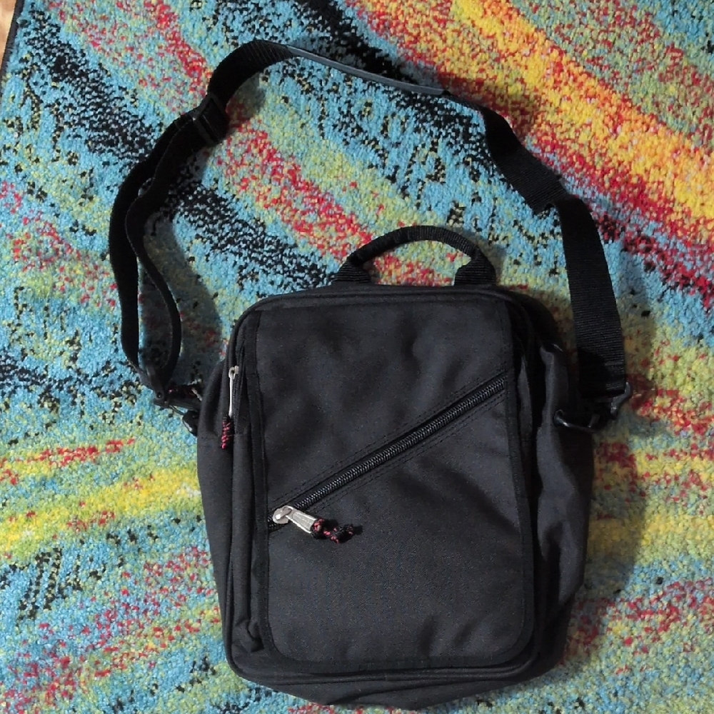 California Pak Messenger Bag